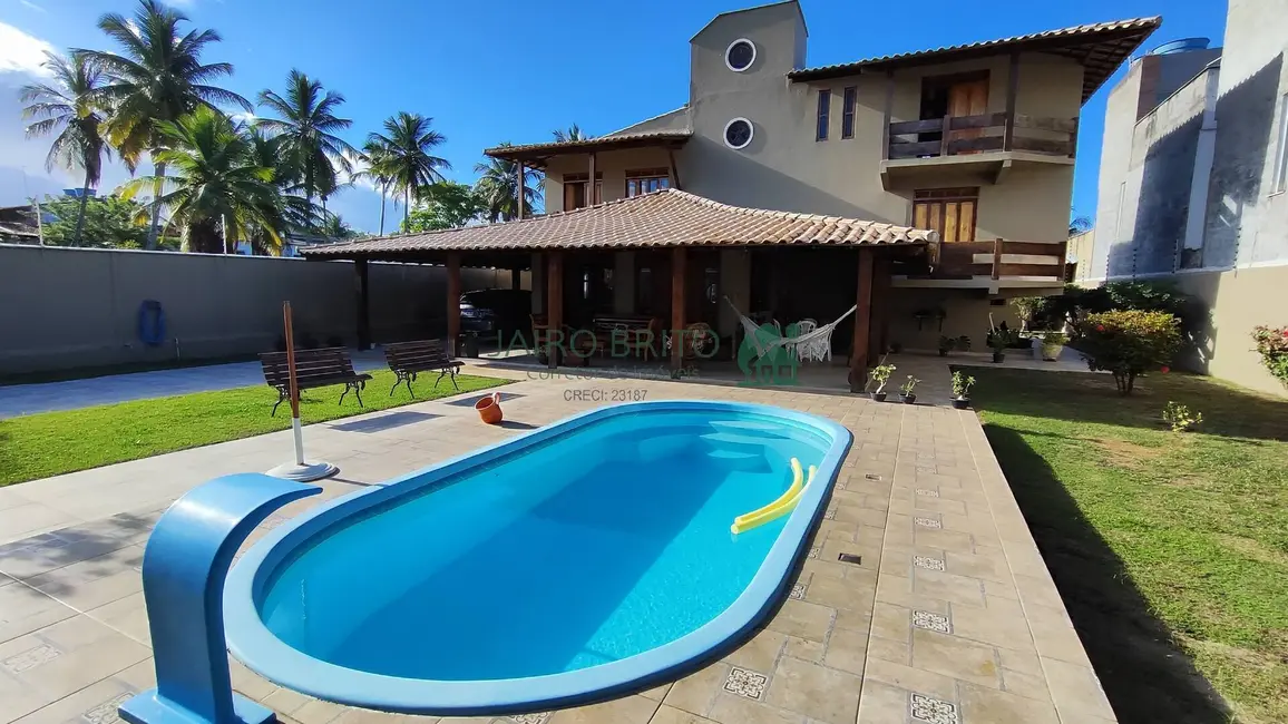 Foto 1 de Casa com 5 quartos à venda e para alugar, 350m2 em Olivença, Ilheus - BA