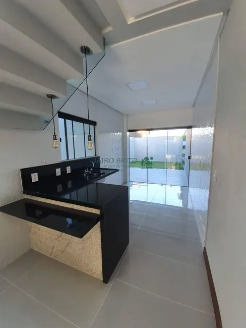 Foto 3 de Casa com 3 quartos para alugar, 153m2 em Nossa Senhora da Vitória, Ilheus - BA