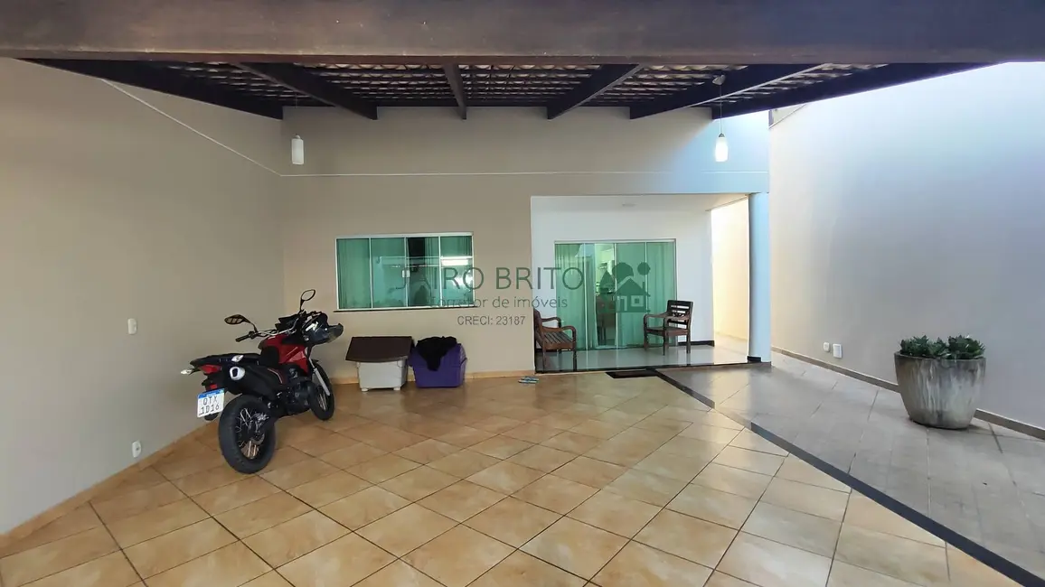 Casa com 4 quartos à venda, 220m2 em Pontal, Ilheus - BA - imagem 3 Foto 3 de Casa com 4 quartos à venda, 220m2 em Pontal, Ilheus - BA