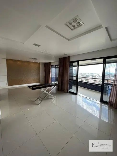 Foto 9 de Apartamento com 3 quartos à venda e para alugar, 192m2 em Santa Mônica, Feira De Santana - BA