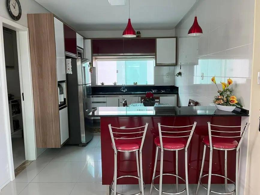 Foto 4 de Casa de Condomínio com 4 quartos à venda, 252m2 em Papagaio, Feira De Santana - BA