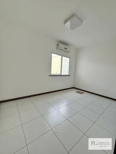 Casa de Condomínio com 3 quartos para alugar, 170m2 em Sim, Feira De Santana - BA - imagem 8 Foto 8 de Casa de Condomínio com 3 quartos para alugar, 170m2 em Sim, Feira De Santana - BA