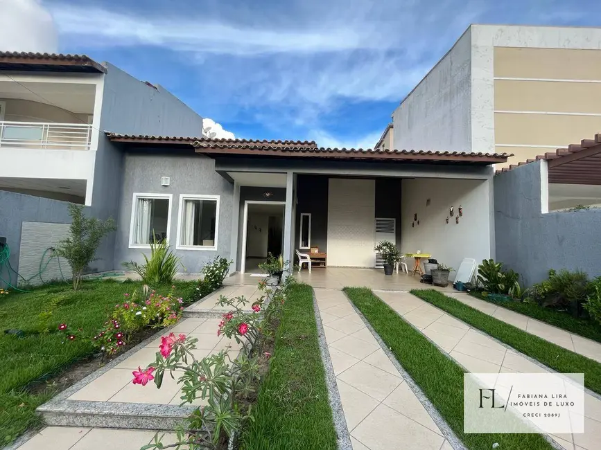 Casa de Condomínio com 3 quartos à venda, 260m2 em Centro, Feira De Santana - BA - imagem 2 Foto 2 de Casa de Condomínio com 3 quartos à venda, 260m2 em Centro, Feira De Santana - BA