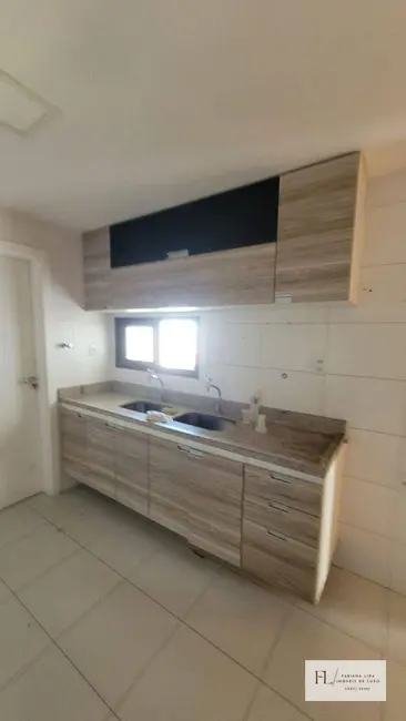 Foto 4 de Apartamento com 4 quartos à venda, 174m2 em Santa Mônica, Feira De Santana - BA