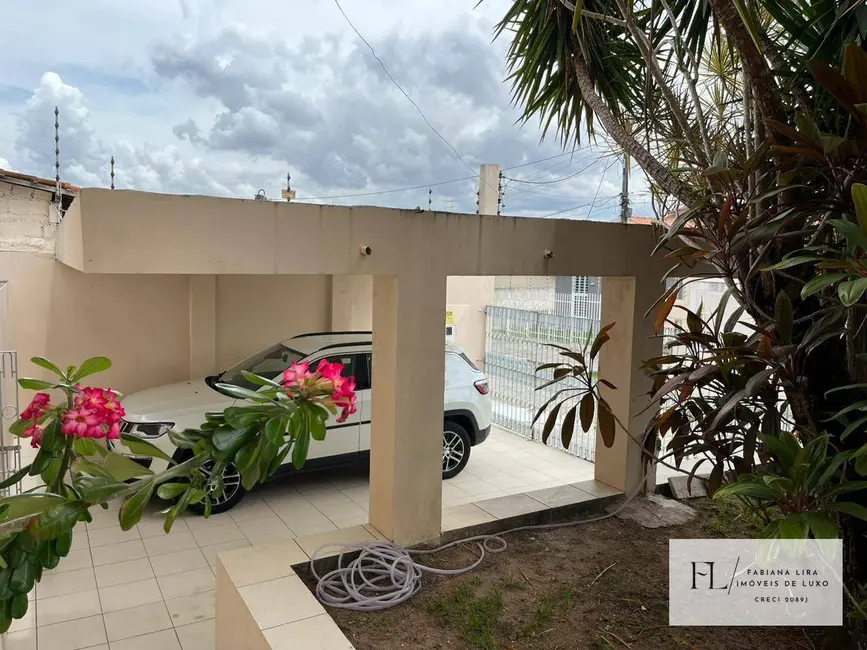 Foto 3 de Casa com 4 quartos à venda, 790m2 em Muchila, Feira De Santana - BA