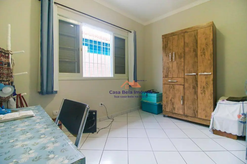 Casa com 2 quartos à venda, 130m2 em Canto do Forte, Praia Grande - SP - imagem 8 Foto 8 de Casa com 2 quartos à venda, 130m2 em Canto do Forte, Praia Grande - SP