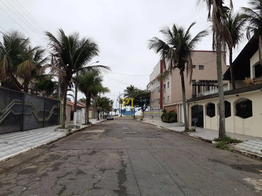 Foto 2 de Sobrado com 4 quartos à venda, 600m2 em Praia Grande - SP