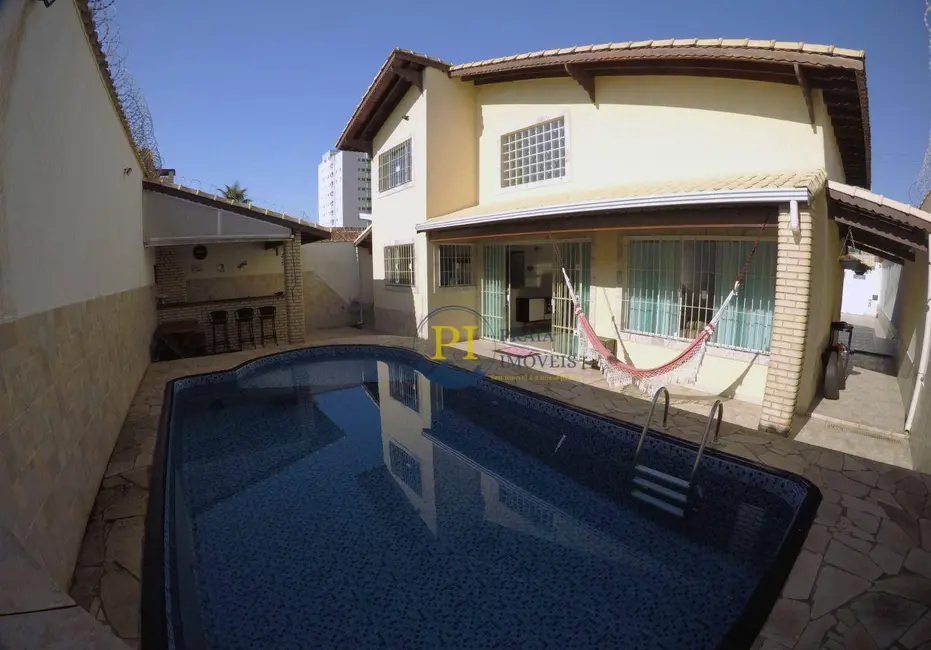 Foto 8 de Casa com 4 quartos à venda, 354m2 em Praia Grande - SP