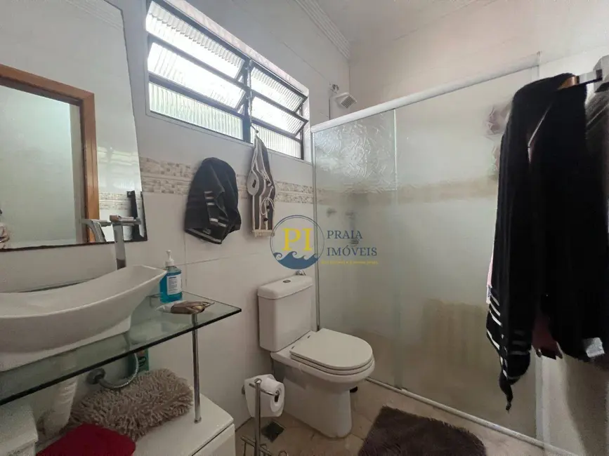 Casa com 6 quartos à venda, 360m2 em Canto do Forte, Praia Grande - SP - imagem 7 Foto 7 de Casa com 6 quartos à venda, 360m2 em Canto do Forte, Praia Grande - SP