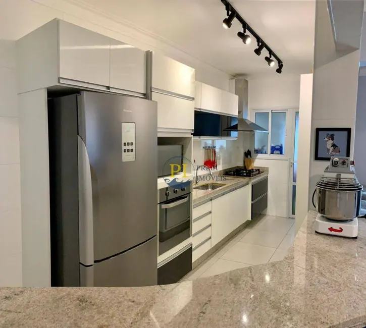 Apartamento com 2 quartos à venda, 160m2 em Canto do Forte, Praia Grande - SP - imagem 3 Foto 3 de Apartamento com 2 quartos à venda, 160m2 em Canto do Forte, Praia Grande - SP