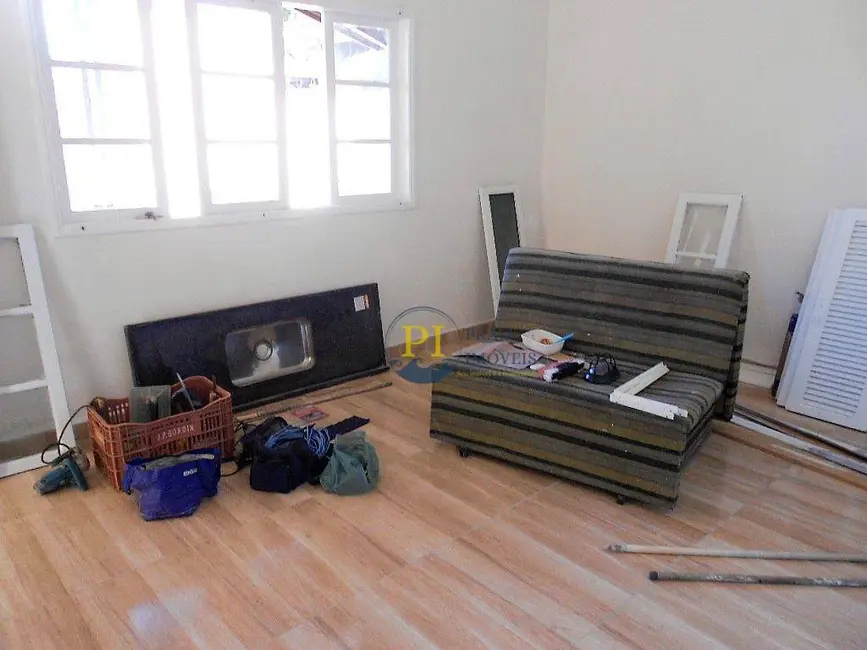 Foto 8 de Casa com 2 quartos à venda, 60m2 em Maracanã, Praia Grande - SP