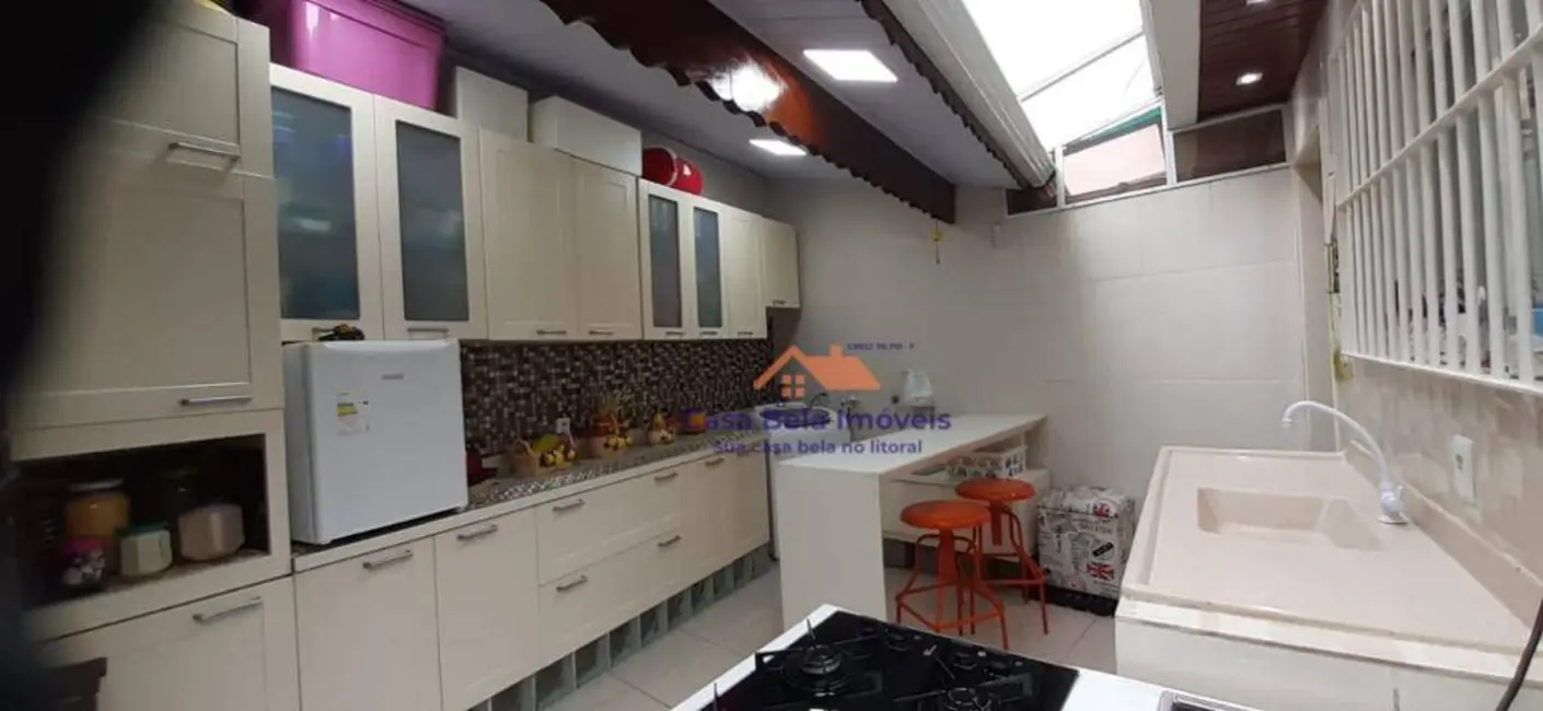 Foto 9 de Sobrado com 3 quartos à venda, 135m2 em Praia Grande - SP
