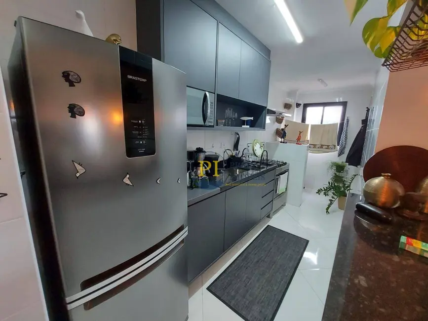 Foto 3 de Apartamento com 2 quartos à venda, 78m2 em Praia Grande - SP