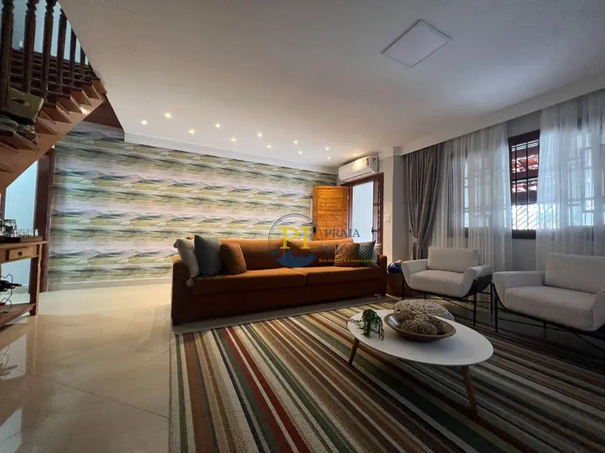 Casa com 3 quartos à venda, 150m2 em Canto do Forte, Praia Grande - SP - imagem 7 Foto 7 de Casa com 3 quartos à venda, 150m2 em Canto do Forte, Praia Grande - SP