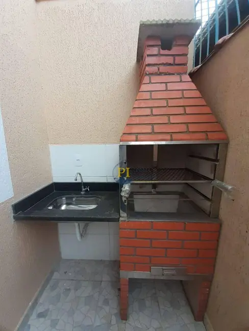 Foto 7 de Casa de Condomínio com 2 quartos à venda, 100m2 em Maracanã, Praia Grande - SP