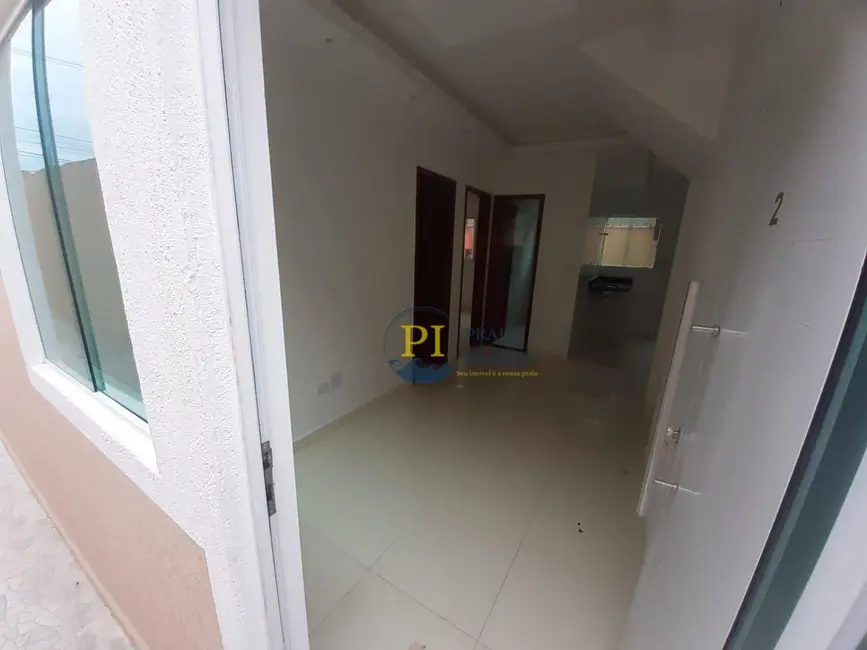 Foto 3 de Casa de Condomínio com 2 quartos à venda, 100m2 em Maracanã, Praia Grande - SP