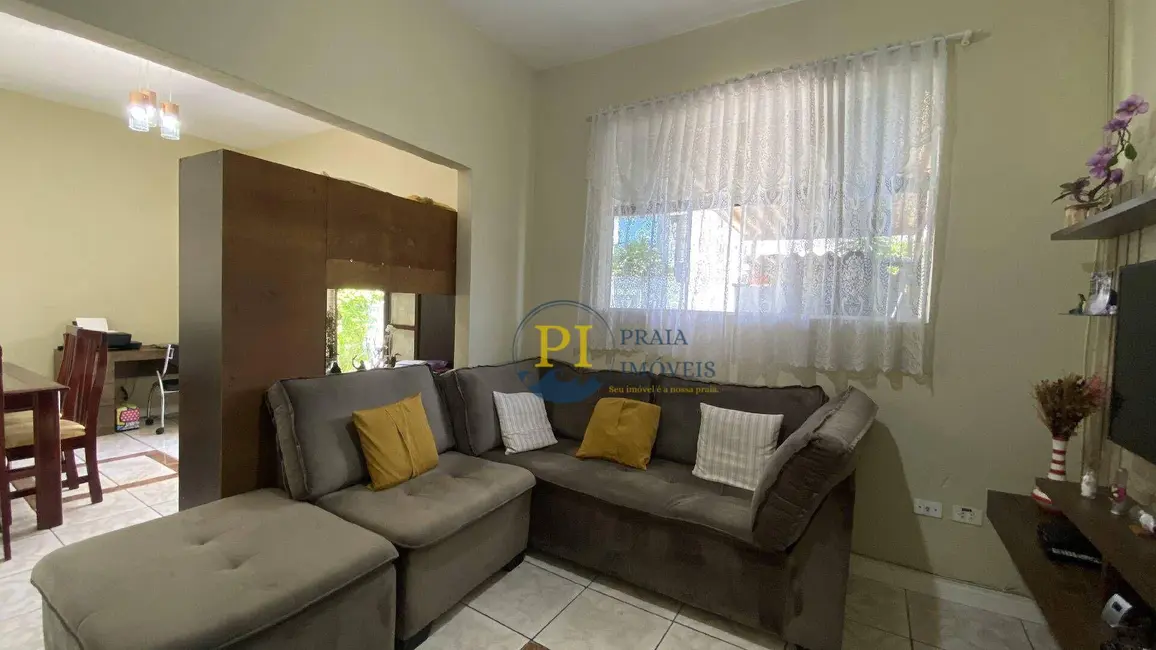 Foto 1 de Casa com 2 quartos à venda, 203m2 em Praia Grande - SP