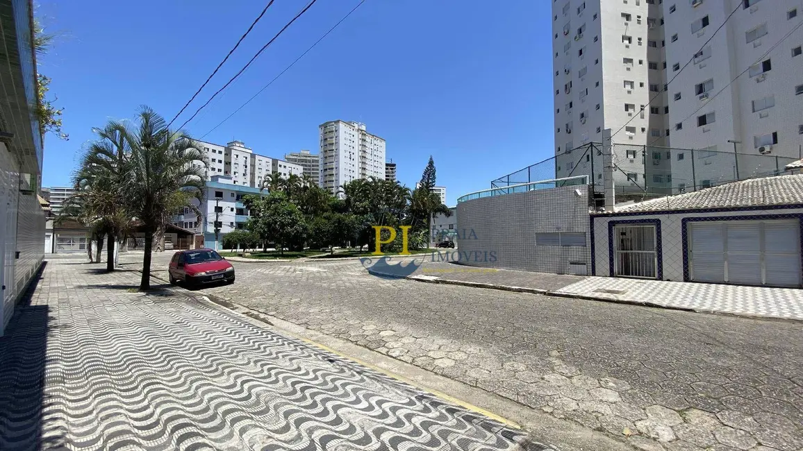 Foto 2 de Casa com 2 quartos à venda, 203m2 em Praia Grande - SP