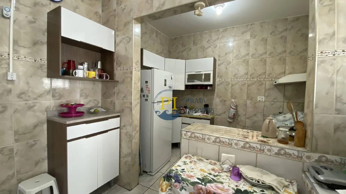 Foto 6 de Casa com 2 quartos à venda, 203m2 em Praia Grande - SP