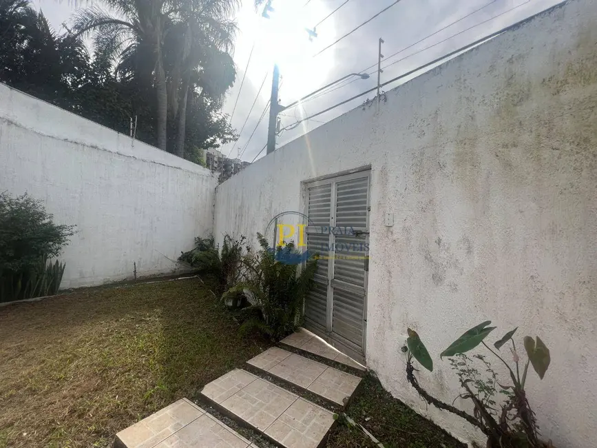 Casa com 4 quartos à venda, 400m2 em Canto do Forte, Praia Grande - SP - imagem 6 Foto 6 de Casa com 4 quartos à venda, 400m2 em Canto do Forte, Praia Grande - SP