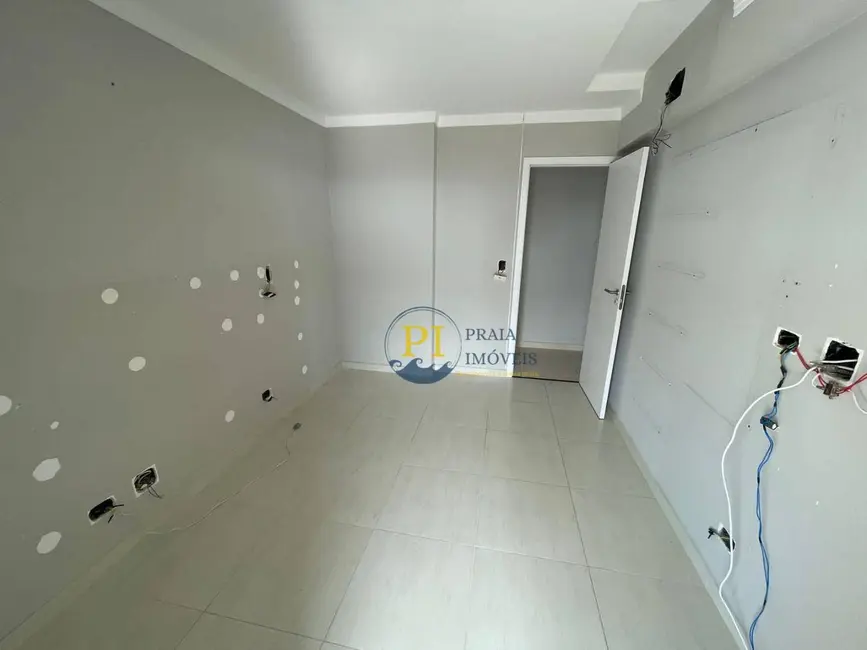 Apartamento com 3 quartos à venda, 126m2 em Aviação, Praia Grande - SP - imagem 9 Foto 9 de Apartamento com 3 quartos à venda, 126m2 em Aviação, Praia Grande - SP