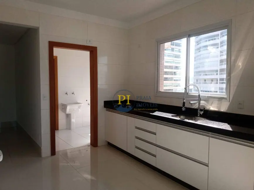 Apartamento com 3 quartos à venda, 150m2 em Canto do Forte, Praia Grande - SP - imagem 2 Foto 2 de Apartamento com 3 quartos à venda, 150m2 em Canto do Forte, Praia Grande - SP