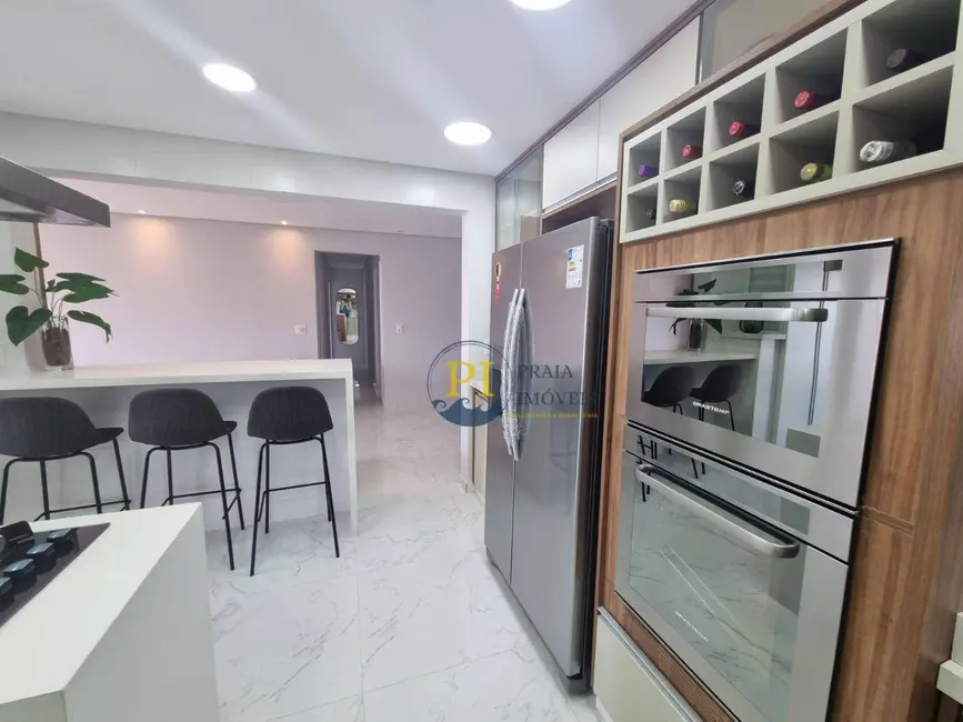 Foto 4 de Apartamento com 3 quartos à venda, 148m2 em Praia Grande - SP