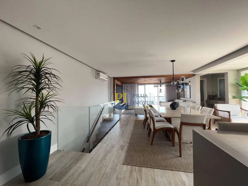 Apartamento com 3 quartos à venda, 186m2 em Canto do Forte, Praia Grande - SP - imagem 2 Foto 2 de Apartamento com 3 quartos à venda, 186m2 em Canto do Forte, Praia Grande - SP