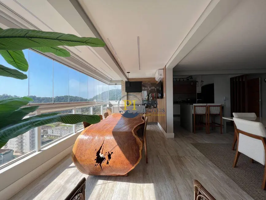 Apartamento com 3 quartos à venda, 186m2 em Canto do Forte, Praia Grande - SP - imagem 1 Foto 1 de Apartamento com 3 quartos à venda, 186m2 em Canto do Forte, Praia Grande - SP
