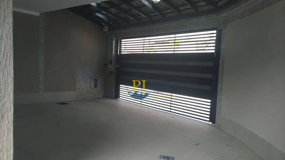 Foto 3 de Casa com 3 quartos à venda, 204m2 em Praia Grande - SP