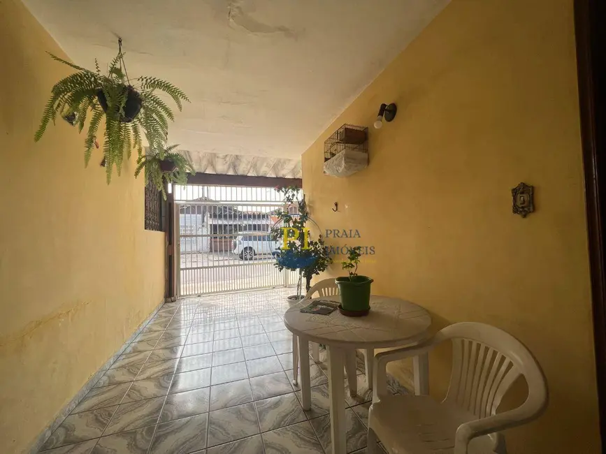 Casa com 2 quartos à venda, 100m2 em Aviação, Praia Grande - SP - imagem 1 Foto 1 de Casa com 2 quartos à venda, 100m2 em Aviação, Praia Grande - SP