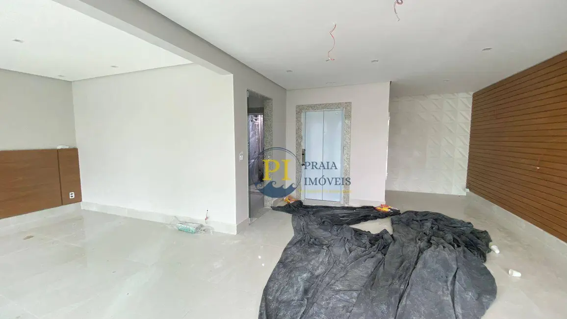 Foto 2 de Apartamento com 2 quartos à venda, 65m2 em Tupi, Praia Grande - SP