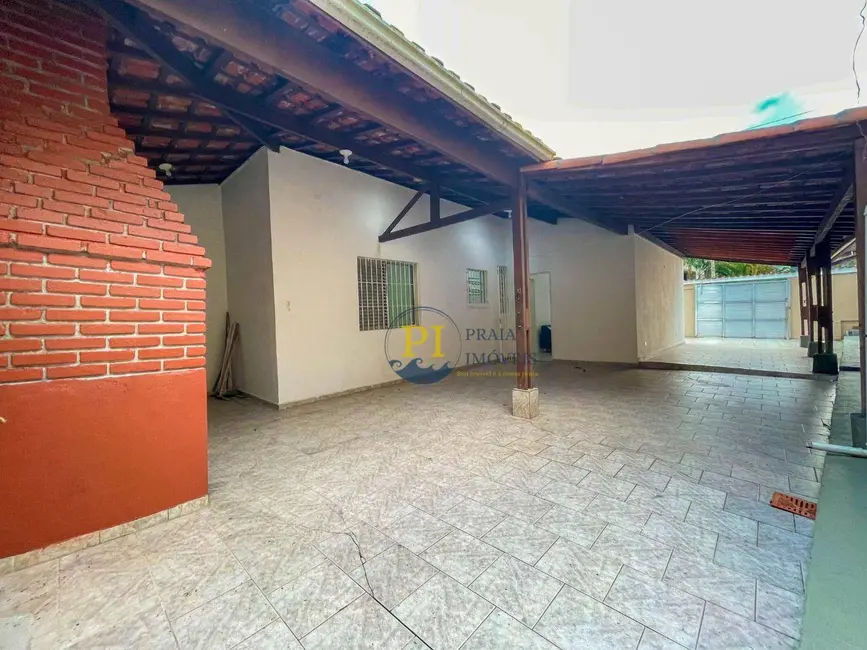 Casa com 2 quartos à venda, 153m2 em Canto do Forte, Praia Grande - SP - imagem 3 Foto 3 de Casa com 2 quartos à venda, 153m2 em Canto do Forte, Praia Grande - SP