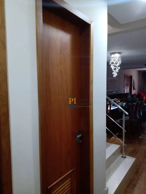 Casa com 4 quartos à venda, 200m2 em Canto do Forte, Praia Grande - SP - imagem 9 Foto 9 de Casa com 4 quartos à venda, 200m2 em Canto do Forte, Praia Grande - SP