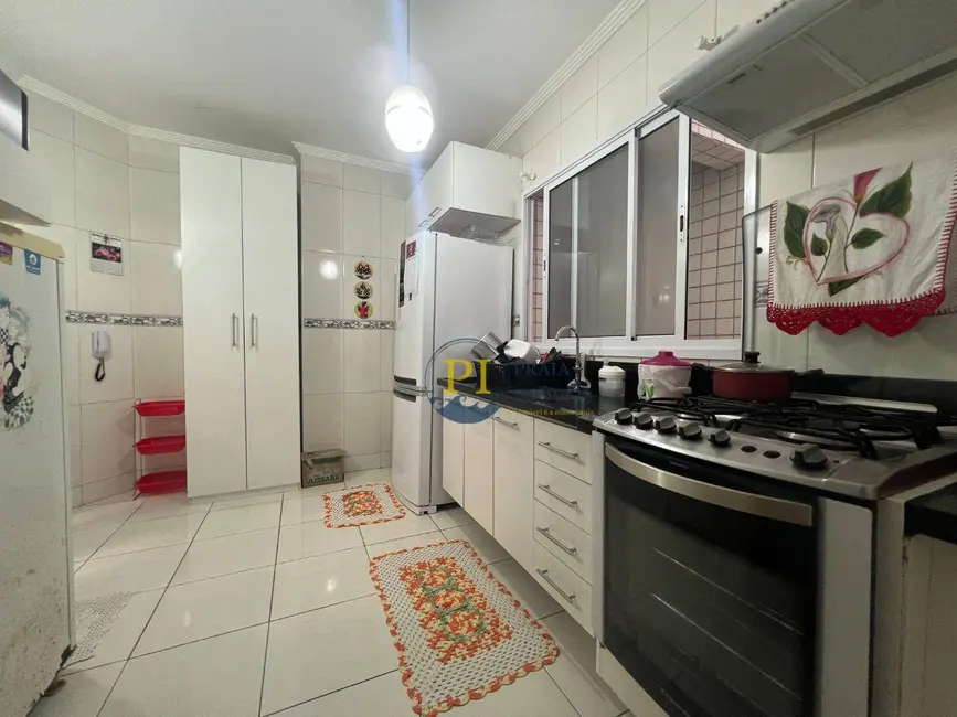 Apartamento com 2 quartos à venda, 106m2 em Aviação, Praia Grande - SP - imagem 9 Foto 9 de Apartamento com 2 quartos à venda, 106m2 em Aviação, Praia Grande - SP