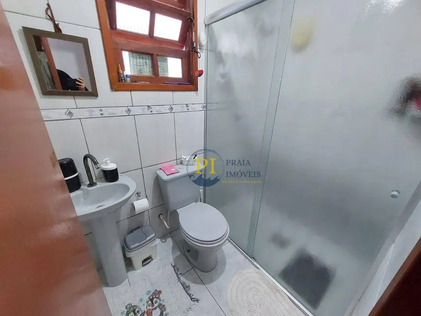 Foto 9 de Casa com 2 quartos à venda, 125m2 em Canto do Forte, Praia Grande - SP