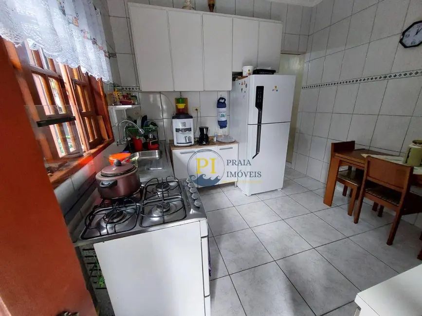 Foto 8 de Casa com 2 quartos à venda, 125m2 em Canto do Forte, Praia Grande - SP