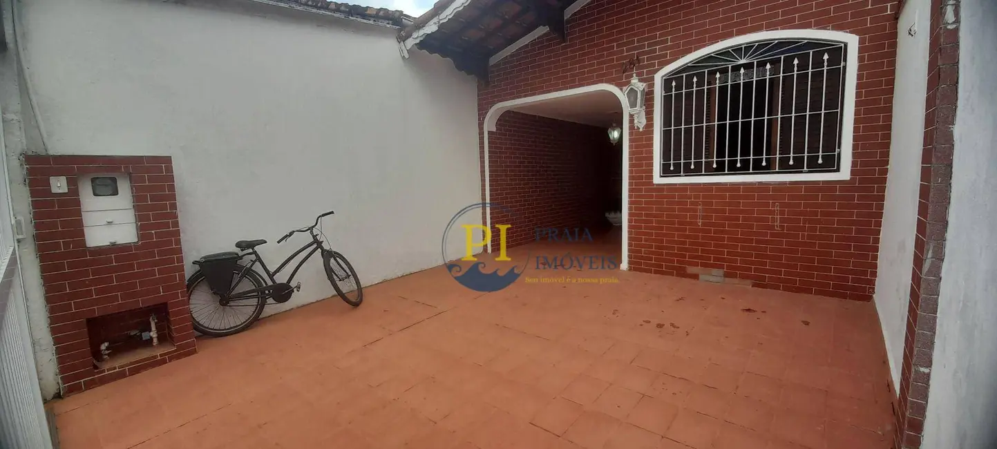 Foto 1 de Casa com 2 quartos à venda, 132m2 em Mirim, Praia Grande - SP