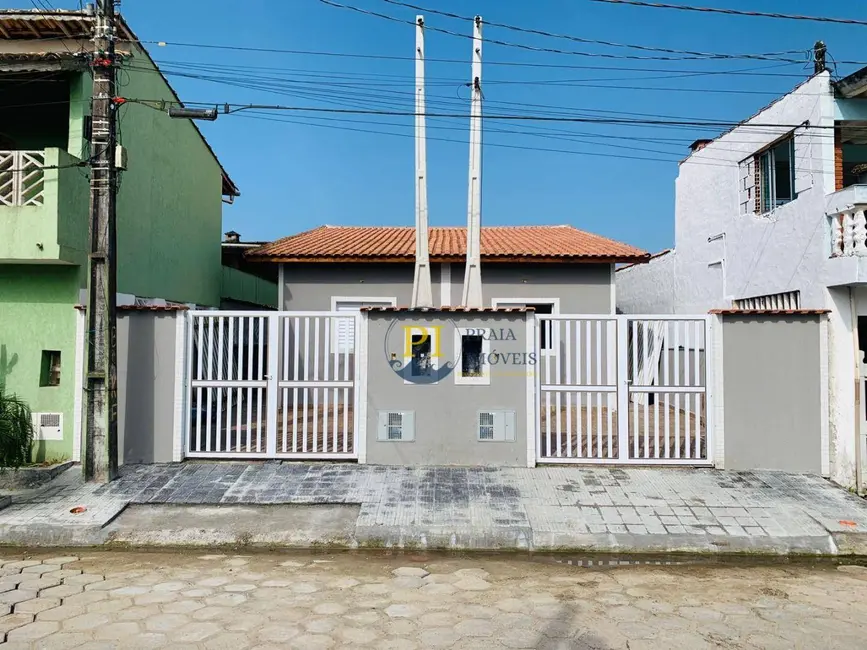 Foto 1 de Casa com 2 quartos à venda, 100m2 em Itanhaem - SP