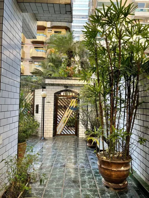 Foto 4 de Kitnet com 1 quarto à venda, 35m2 em Canto do Forte, Praia Grande - SP