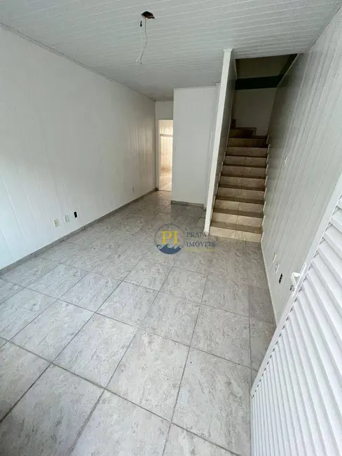 Casa de Condomínio com 2 quartos à venda, 100m2 em Praia Grande - SP - imagem 6 Foto 6 de Casa de Condomínio com 2 quartos à venda, 100m2 em Praia Grande - SP