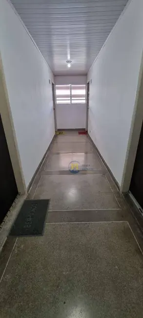 Foto 2 de Kitnet com 1 quarto à venda, 30m2 em Tupi, Praia Grande - SP