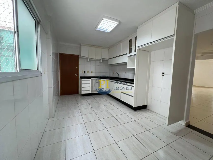 Foto 8 de Apartamento com 3 quartos à venda, 181m2 em Praia Grande - SP