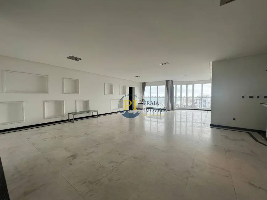 Foto 2 de Cobertura com 3 quartos à venda, 621m2 em Tupi, Praia Grande - SP