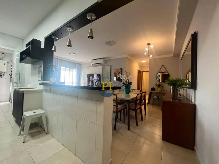 Apartamento com 2 quartos à venda, 97m2 em Gonzaga, Santos - SP - imagem 3 Foto 3 de Apartamento com 2 quartos à venda, 97m2 em Gonzaga, Santos - SP