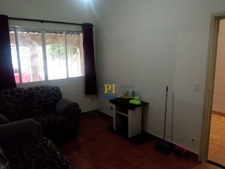 Casa com 2 quartos à venda, 115m2 em Praia Grande - SP - imagem 2 Foto 2 de Casa com 2 quartos à venda, 115m2 em Praia Grande - SP