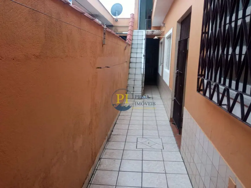 Casa com 2 quartos à venda, 115m2 em Praia Grande - SP - imagem 5 Foto 5 de Casa com 2 quartos à venda, 115m2 em Praia Grande - SP