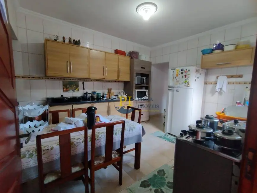 Foto 9 de Casa com 3 quartos à venda, 174m2 em Maracanã, Praia Grande - SP