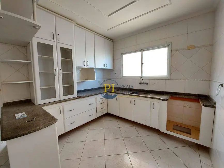 Apartamento com 3 quartos à venda, 117m2 em Tupi, Praia Grande - SP - imagem 6 Foto 6 de Apartamento com 3 quartos à venda, 117m2 em Tupi, Praia Grande - SP