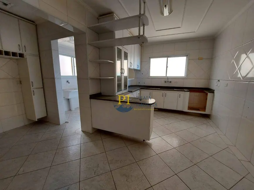 Apartamento com 3 quartos à venda, 117m2 em Tupi, Praia Grande - SP - imagem 7 Foto 7 de Apartamento com 3 quartos à venda, 117m2 em Tupi, Praia Grande - SP